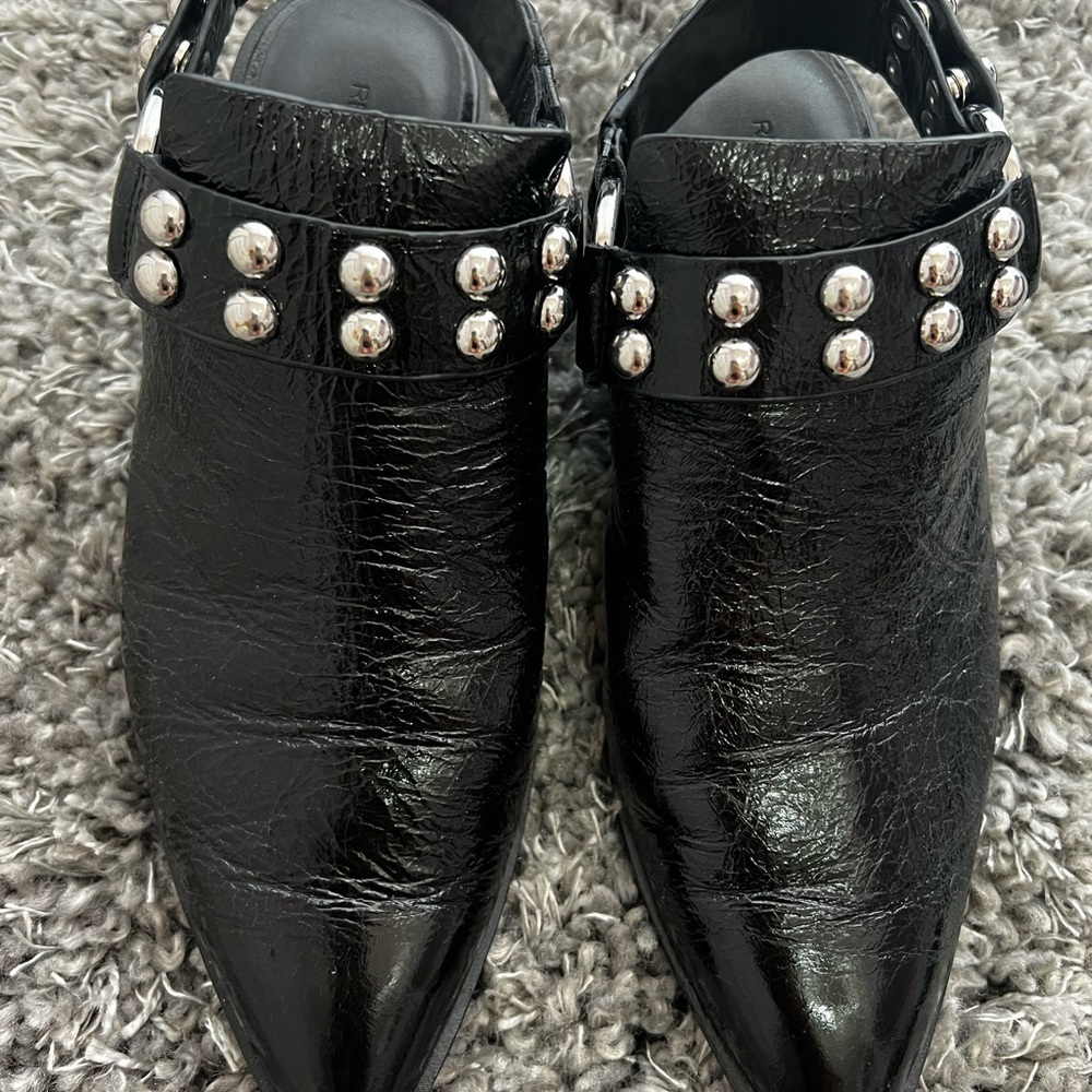 REBECCA MINKOFF - SIZE 8 - KORLYN